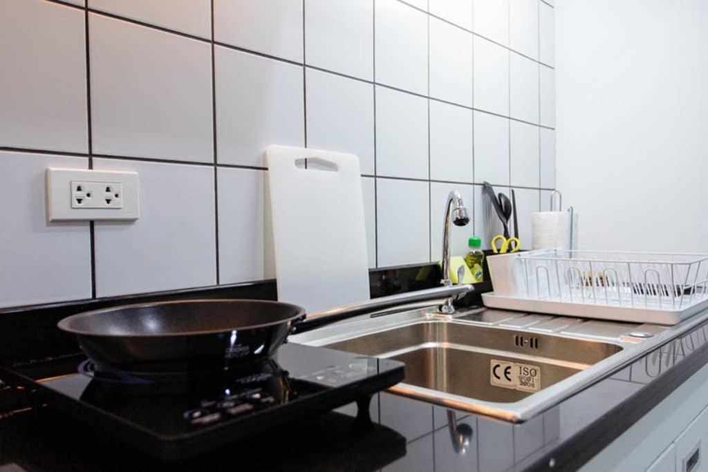 P4 Silom Large 2Beds Full Kitchen Wifi 4-6Pax Apartment Bangkok Exterior photo